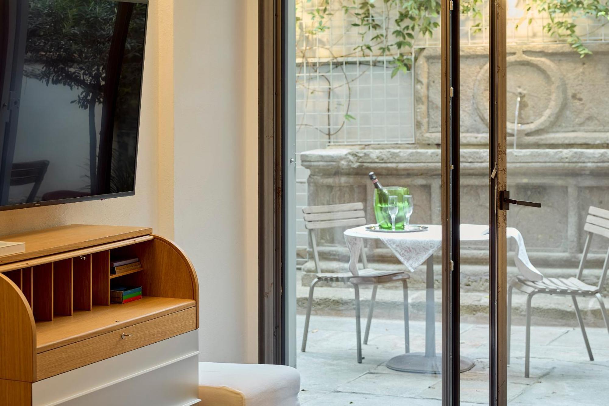 Palazzo Delle Pietre - Luxury Apartments Rome Luaran gambar